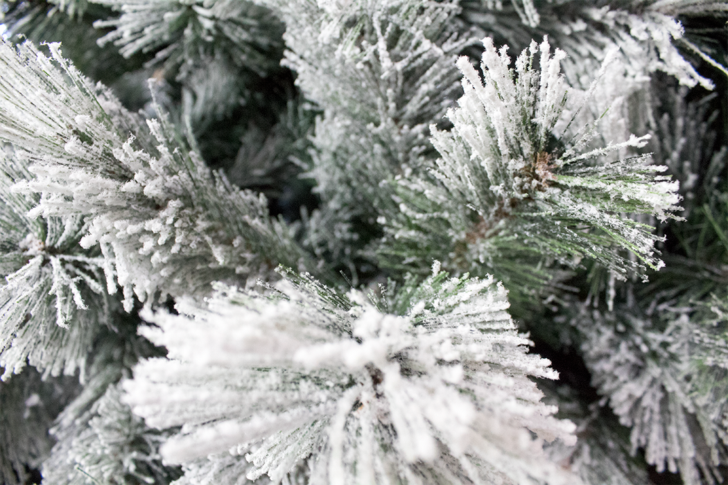 CHRISTMAS SNOW TREE 180CM